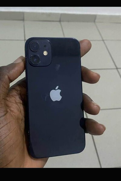 Smartphone Apple avec double caméra