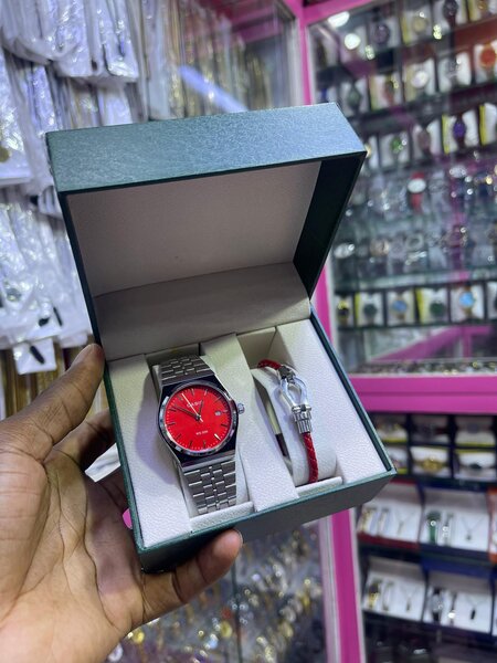 Montre élégante avec bracelet