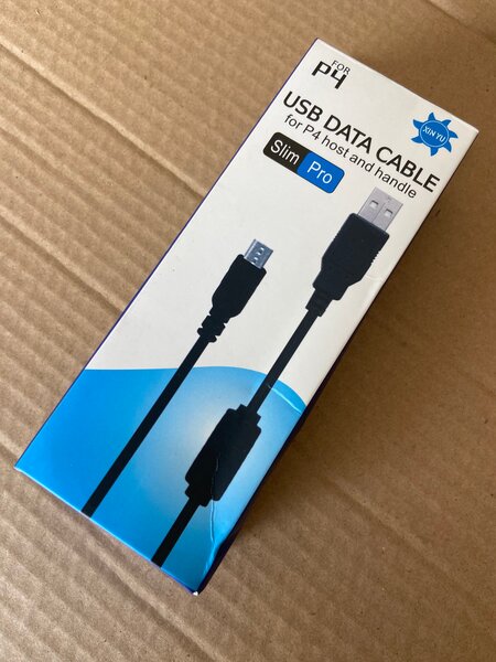 Câble USB Slim Pro PS4
