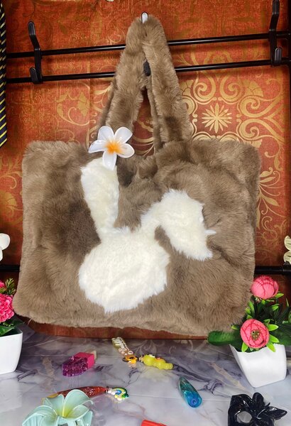 Sac en peluche lapin doux