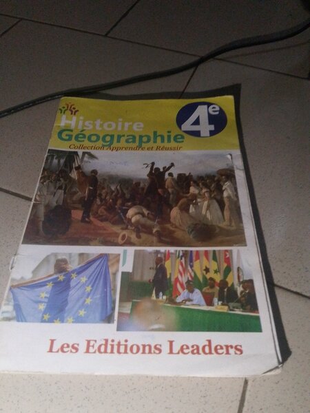 Manuel Histoire-Géographie 4e