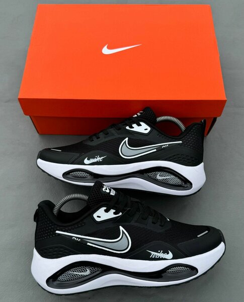 Nike Sneakers Modernes