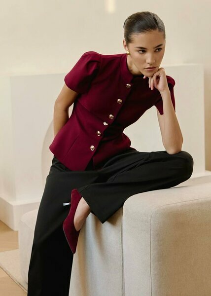 Burgundy buttoned women’s blouse