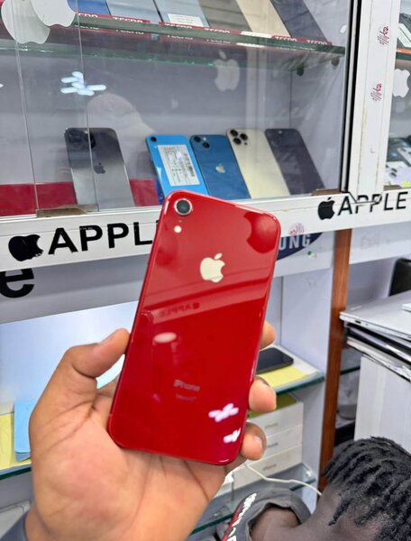 Apple iPhone Rouge 64GB