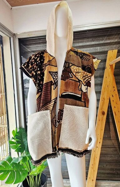 Poncho ethnique à capuche