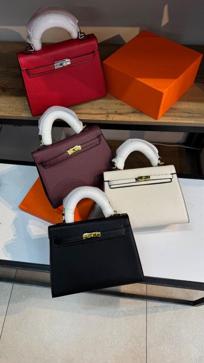 Hermes Kelly