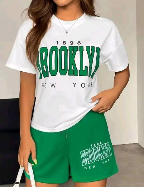 Ensemble de sport décontracté