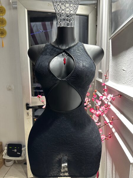 Robe dentelle douce extensible