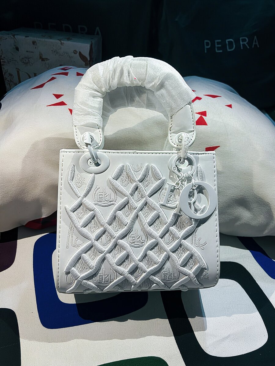 Cabas élégant Miss Dior blanc