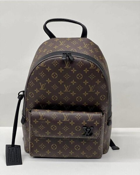 Sacs à dos /Louis Vuitton Paris / collection Paris