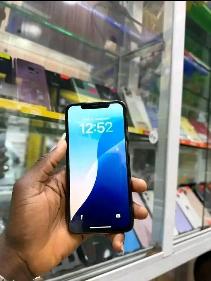 iPhone 12 Pro 64GB Gris Sidéral