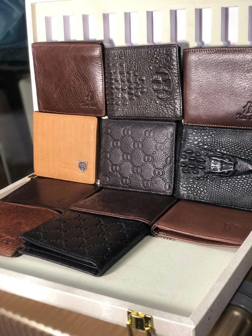 Portefeuilles en cuir élégants