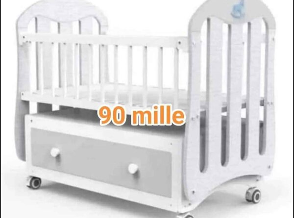 Berceau Bébé avec Moustiquaire