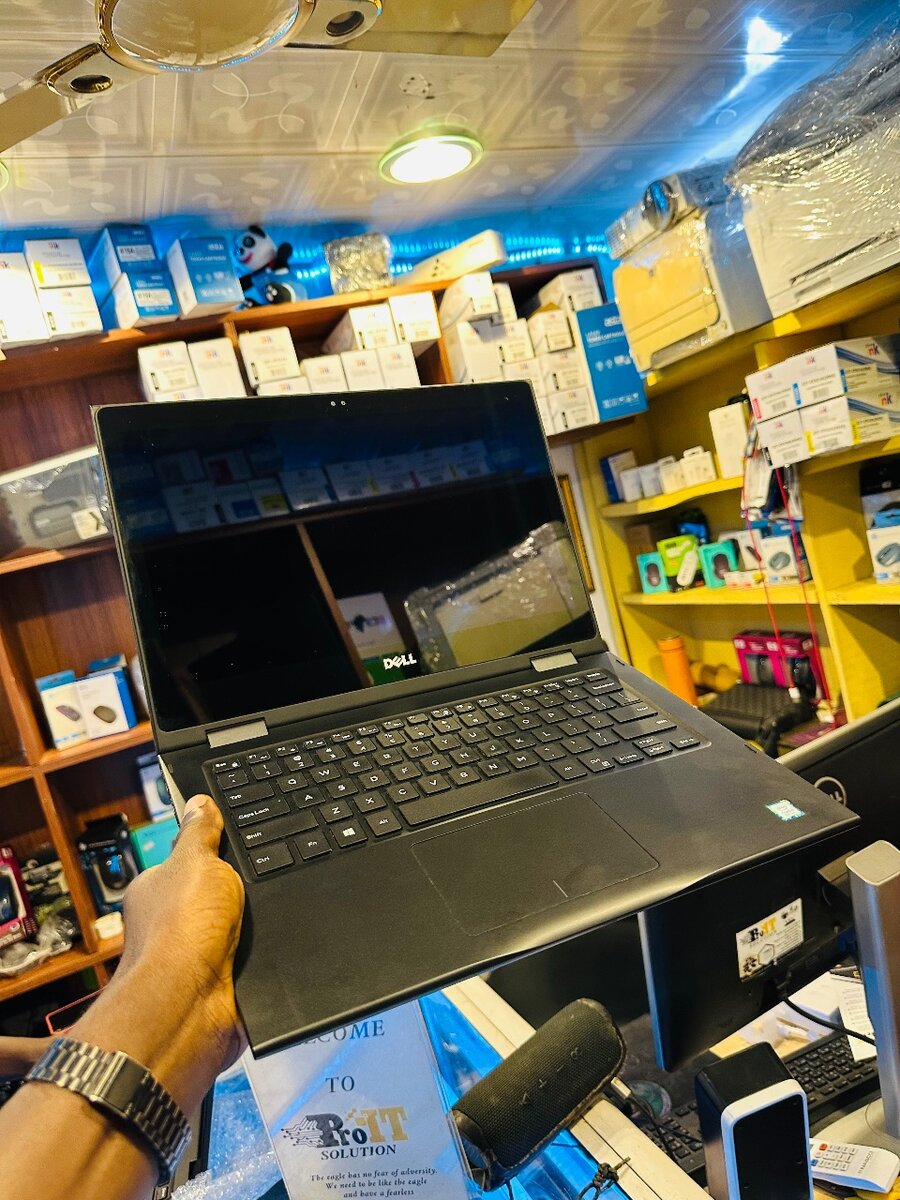 Dell Latitude 3390