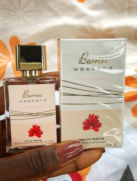 Barries Weekend, Hayati,kamrah