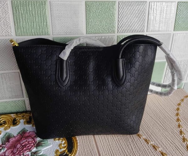 Quality leather tote bag
