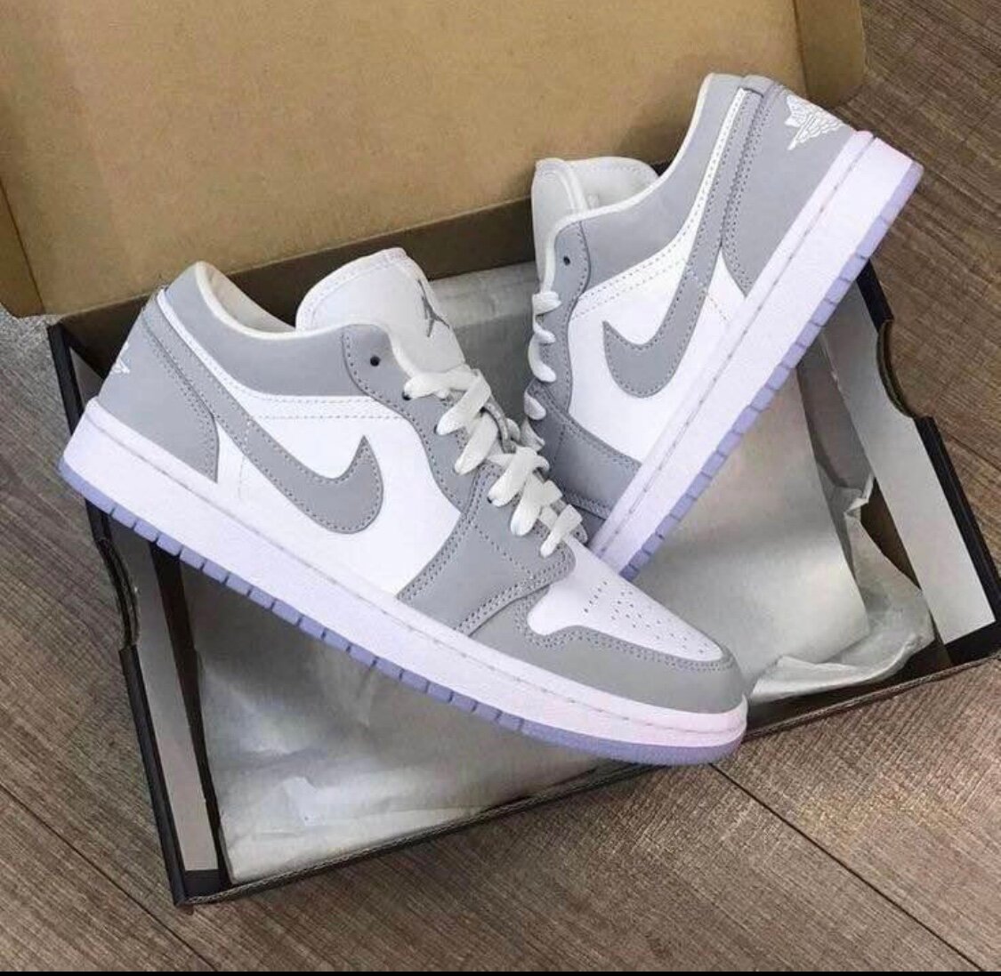 Baskets en cuir blanc tendance