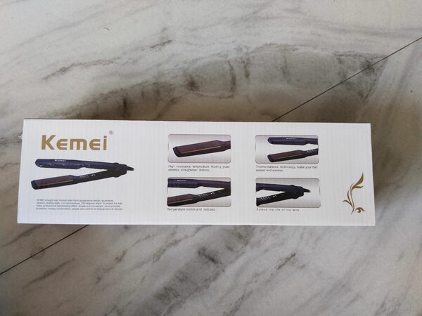 Kemei hair straightener