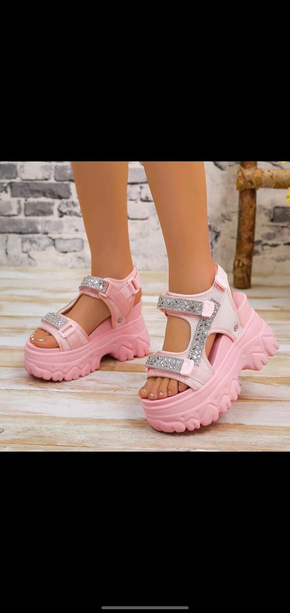 Sandales compensées strass femme