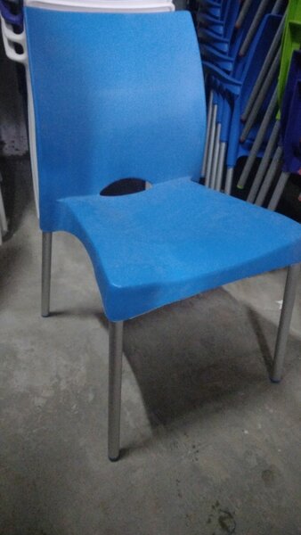 Chaise grand luxe sans manche