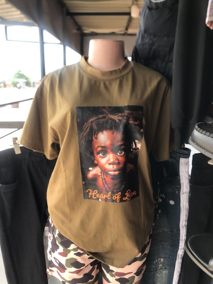 Unisex T-shirts