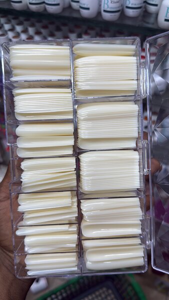 Capsules pour ongles acryliques