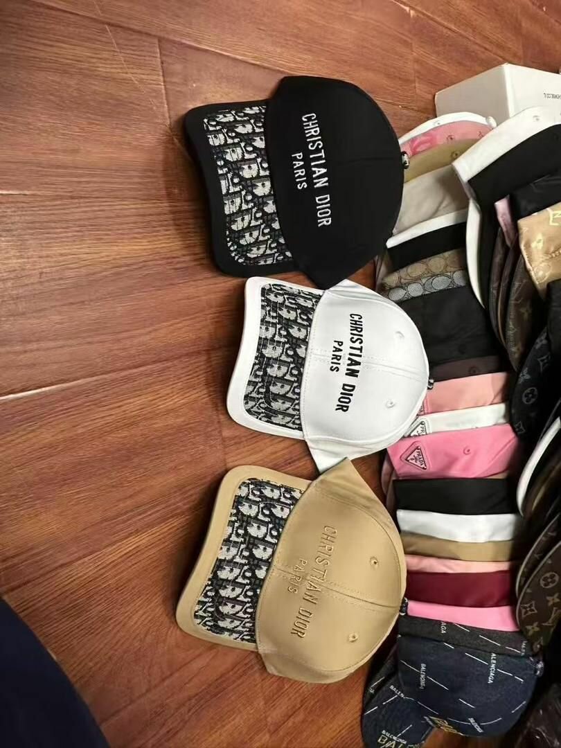 Casquettes de mode élégantes