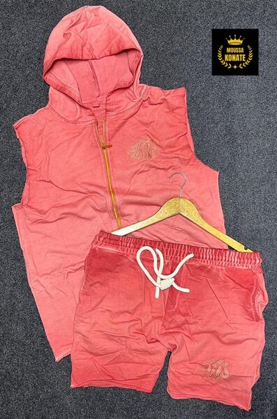 Ensemble sport sans manches