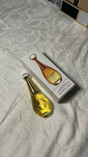 Parfum féminin élégant