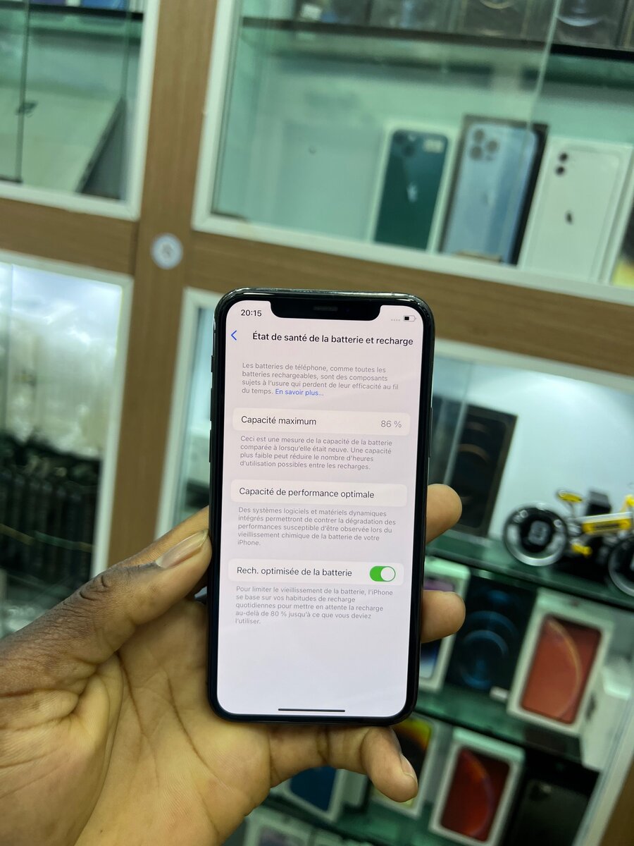 iPhone 11 Pro 64gb quasi neuf importé