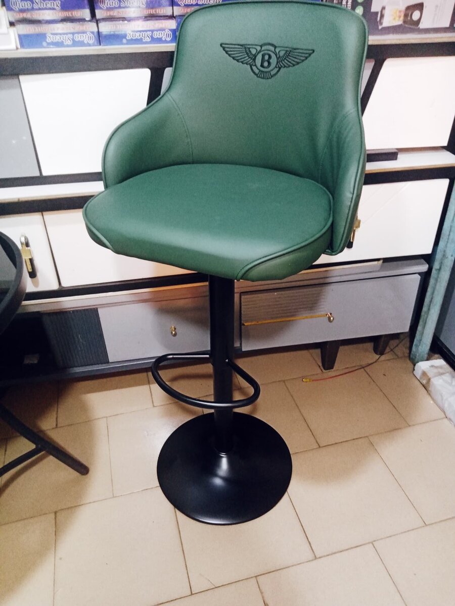 Chaise haute de comptoir