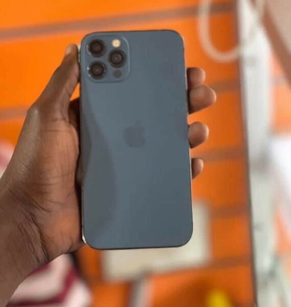 iPhone 12 Pro 128 Go Bleu