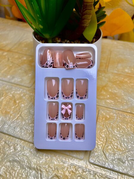 Faux Ongles / Press On Nails