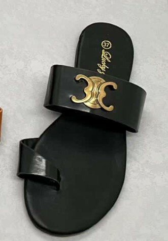 Women's beautiful flip flops