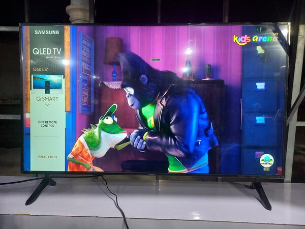 Samsung Tv - 55" - QLED - Smart TV