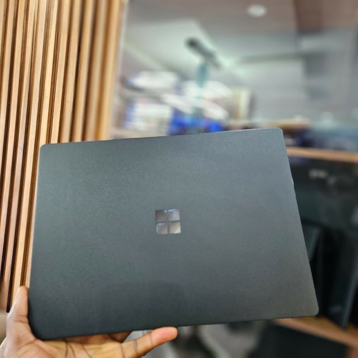 *MICROSOFT SURFACE LAPTOP ii* *PROCESSOR*