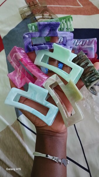 Lot de pinces à cheveux colorées