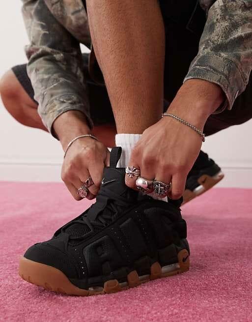 Baskets noires tendance homme