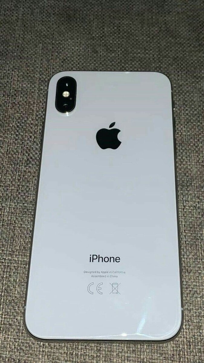 iPhone X  64 gig