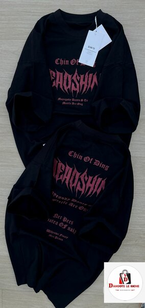 T-shirt noir à impression graphique