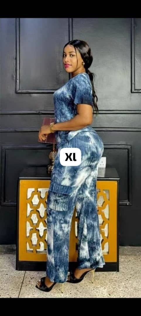 Ladies 2 pieces casual  with cargo pockets