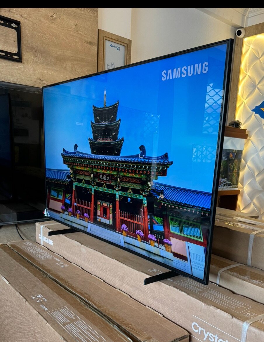 Samsung 55, Du8000 smart tv