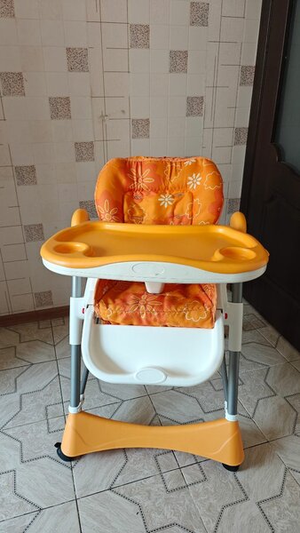 Стульчик для кормления