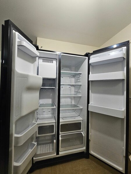 SAMSUNG RSH5UBBP American Fridge&freezer