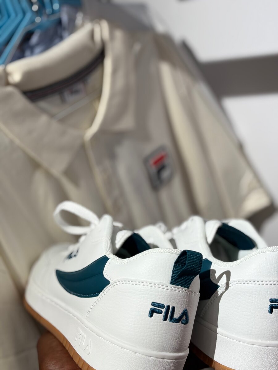 Baskets Fila blanches et vertes