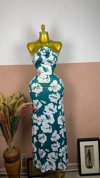 Robe longue florale élégante