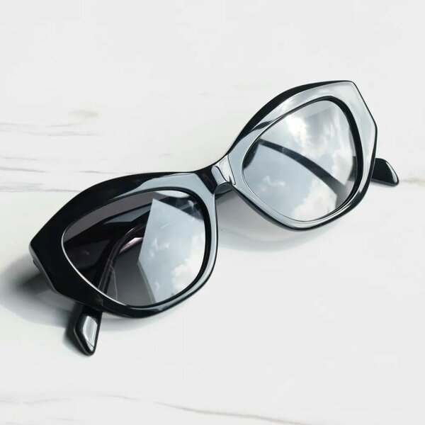 Lunettes de Soleil Élégantes