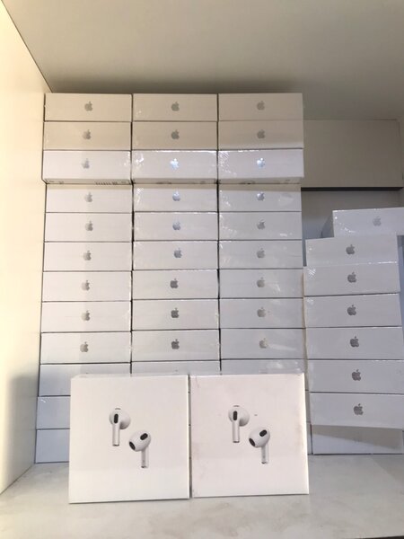 AirPods Pro 2 & 3rd generation