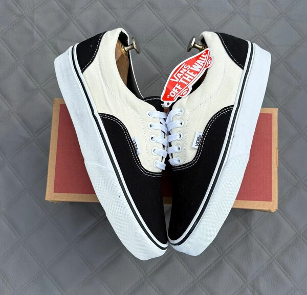 Chaussures Vans Authentiques