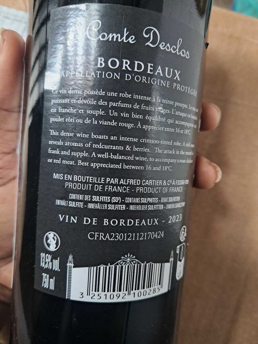 Vin Bordeaux Comte Desclos 2023